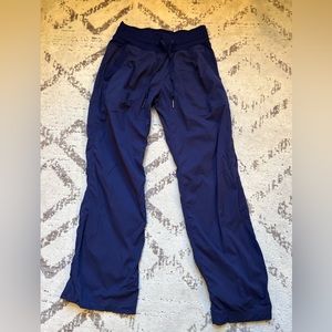 LULULEMON VINTAGE BLUE JOGGERS SIZE 4